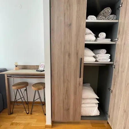 Falling Star Апартаменты *