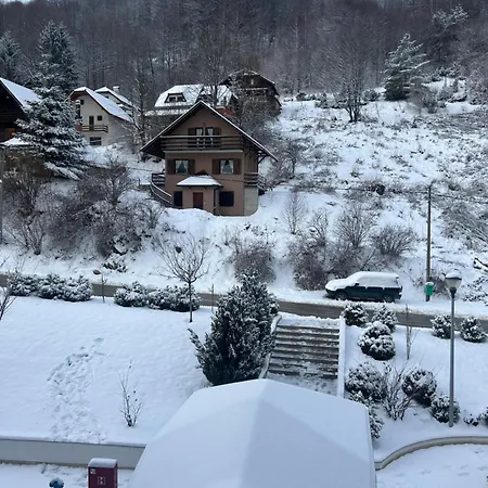 Falling Star Апартаменты